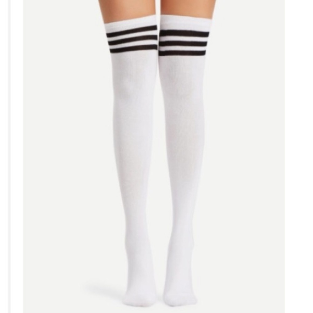 Striped Shorts/Thigh High Varsity Socks - Picture 2 of 4